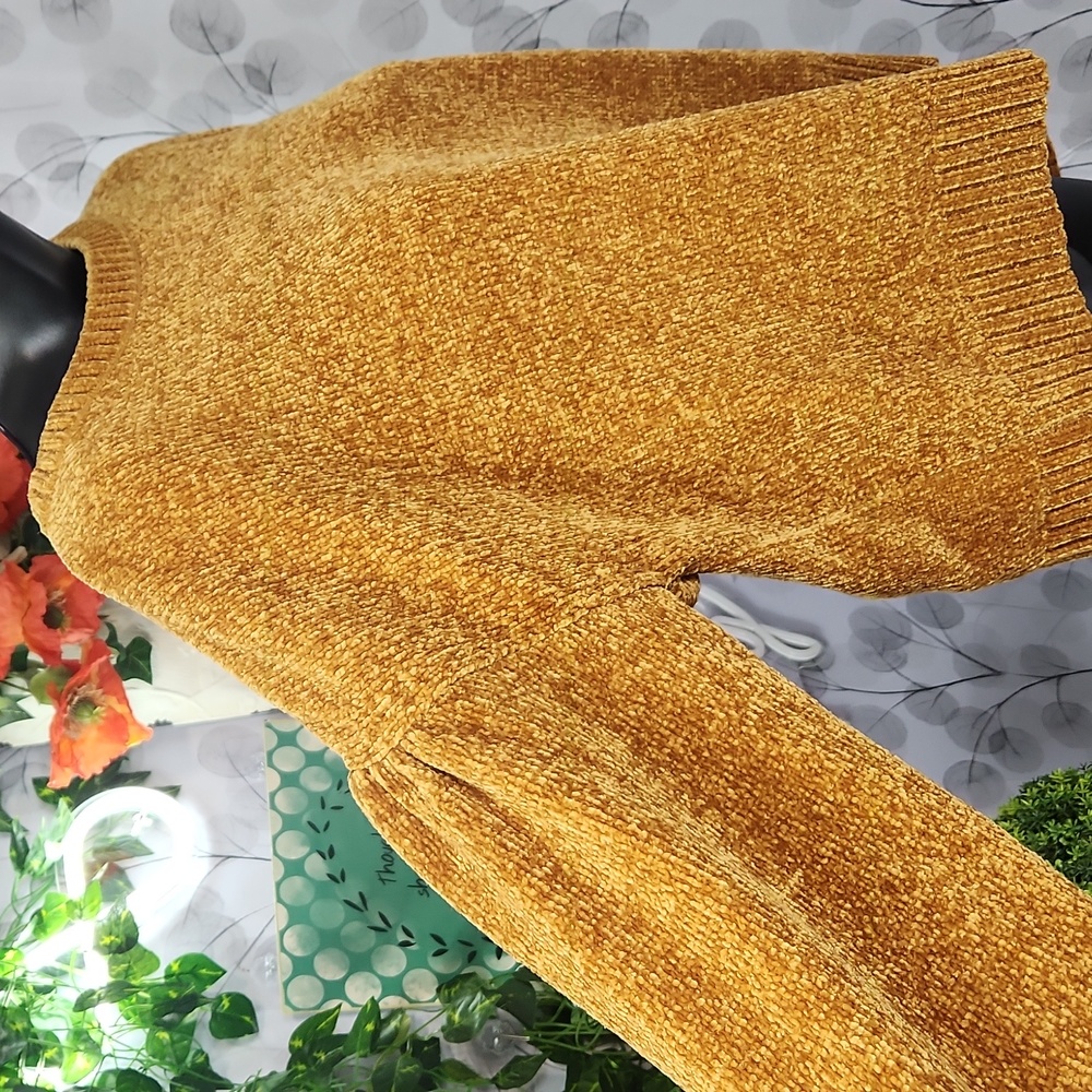 Lovers + Friends Balloon Sleeve Chenille Sweater - Medium - Picture 5 of 7